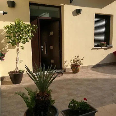 Casa Kati 3*